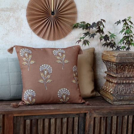 Aix Cushion With Tassels & Flower Pattern