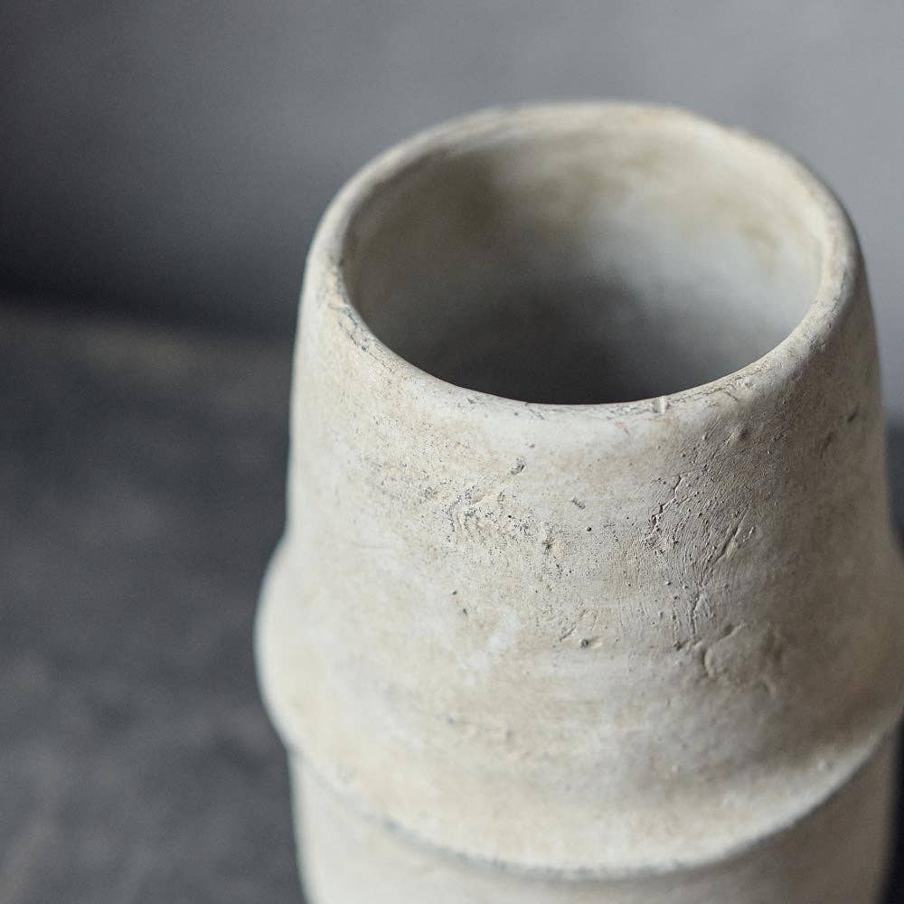 SELBY CEMENT VASE