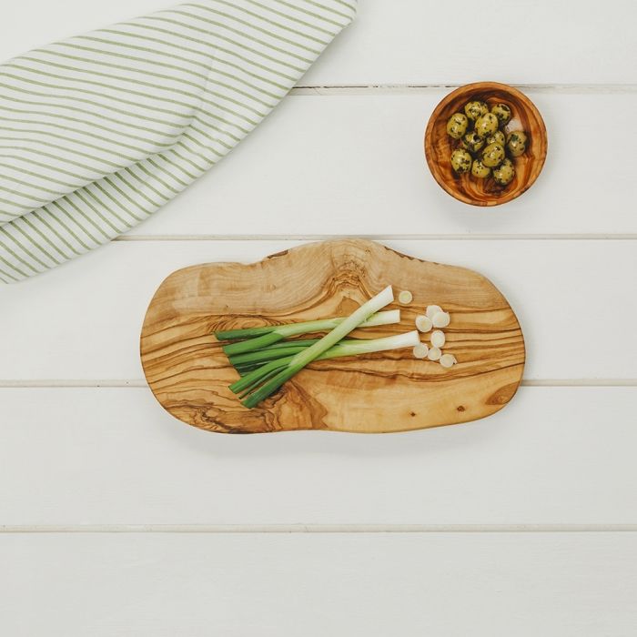 OLIVE WOOD CHOPPING / CHEESE BOARDS 35cm