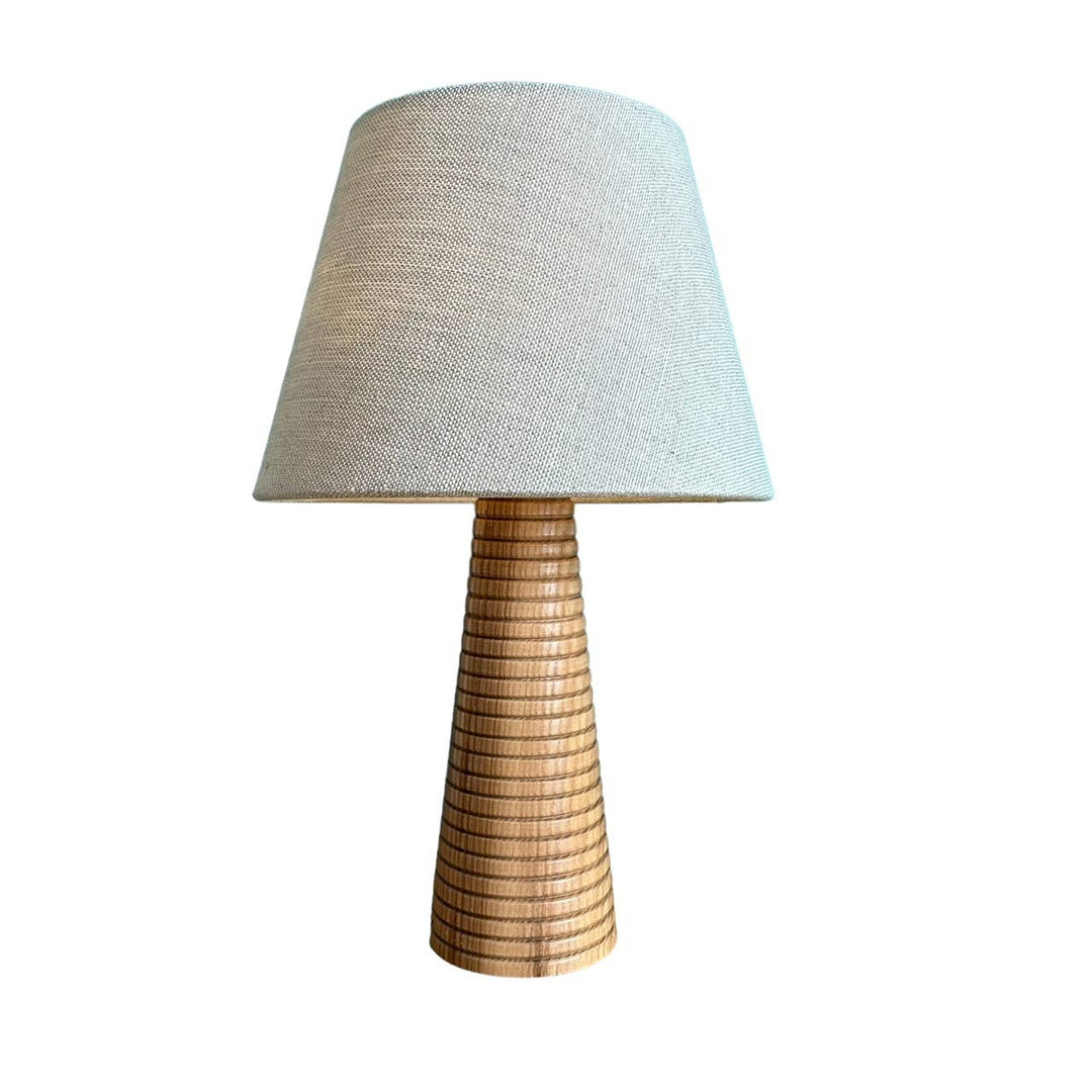 Rechargable touch lamp - ribbed beech wood