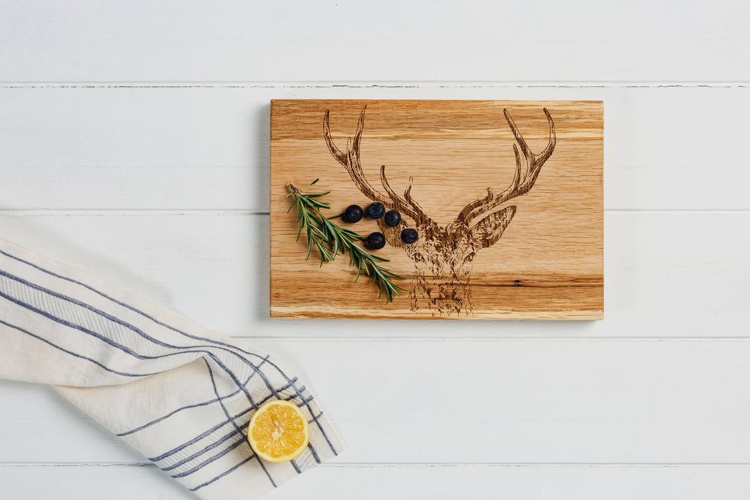 Stag Prince Oak Serving Board 30cm